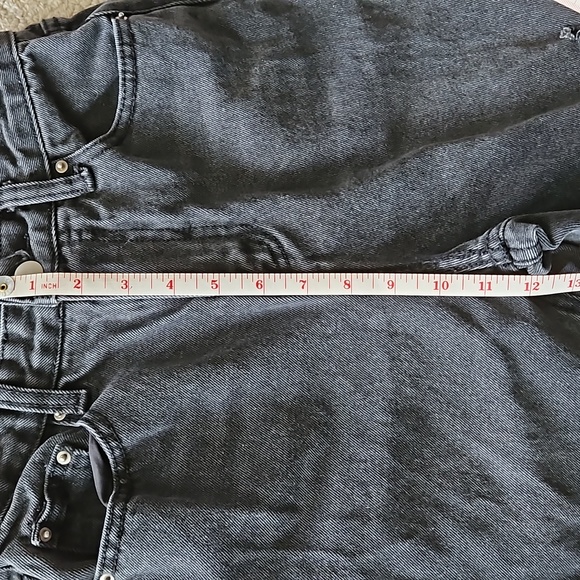 Black High-Rise Distressed Skinny Jeans Size 0 24 Waist - Picture 7 of 8